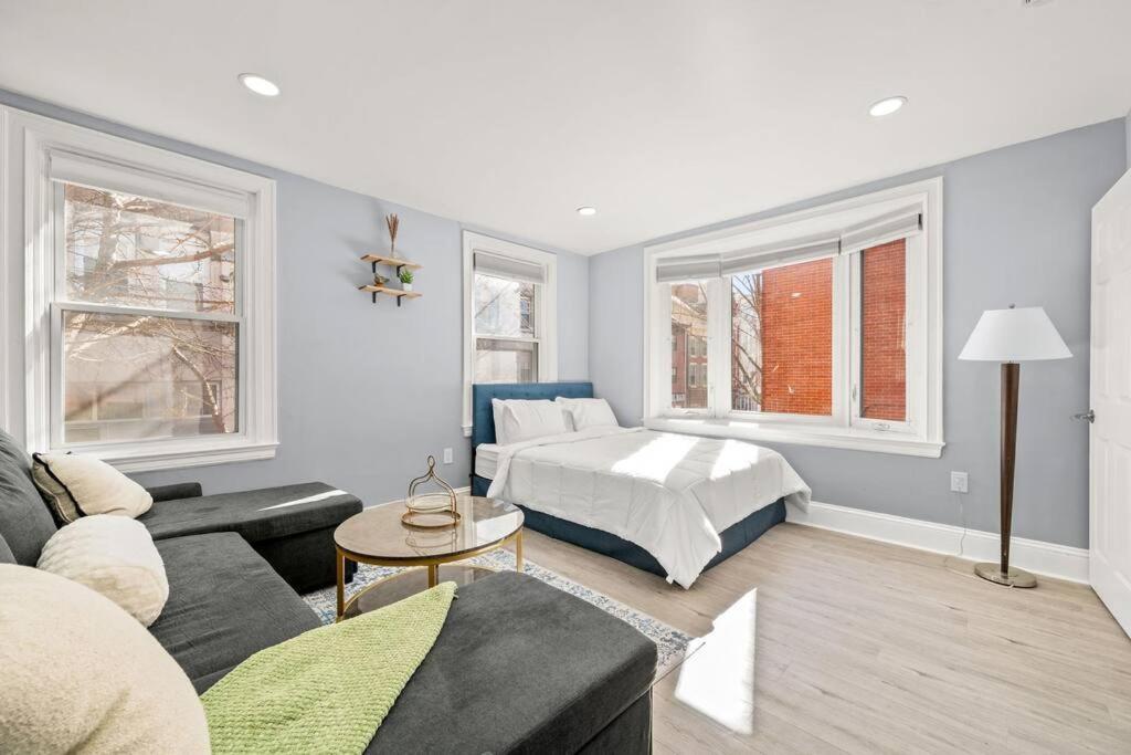 New! Cozy Apt In Center City! Philadelphia Exterior photo