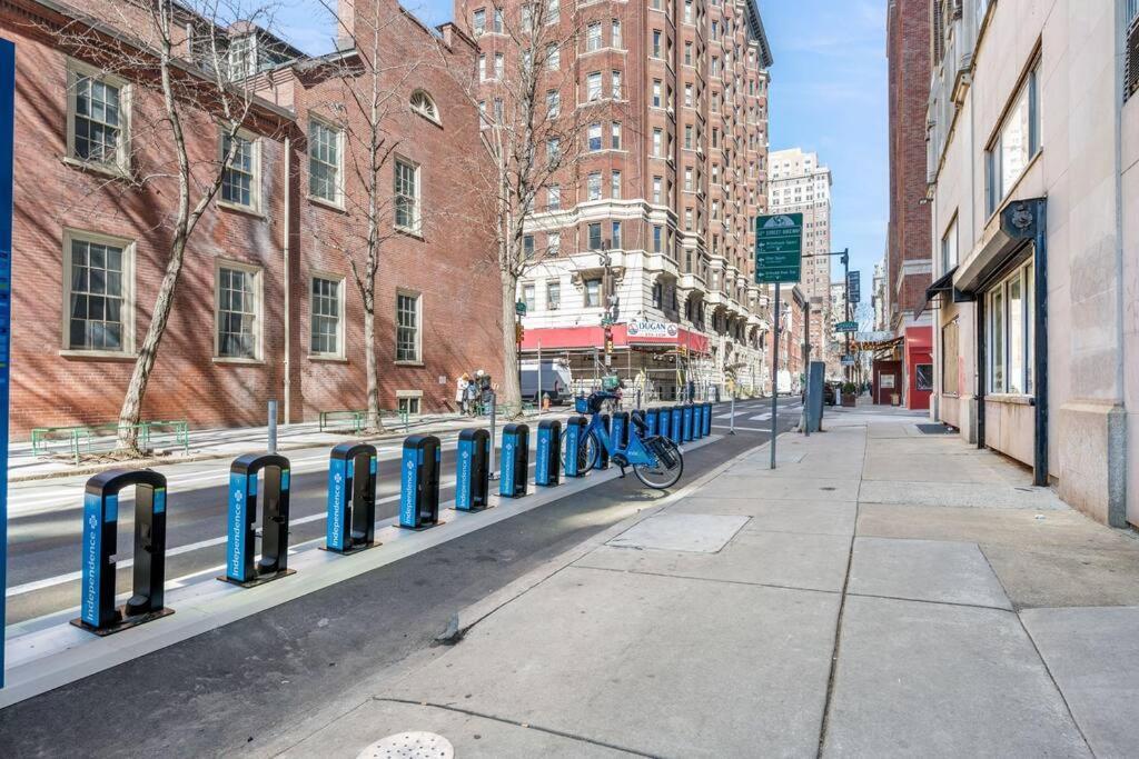 New! Cozy Apt In Center City! Philadelphia Exterior photo